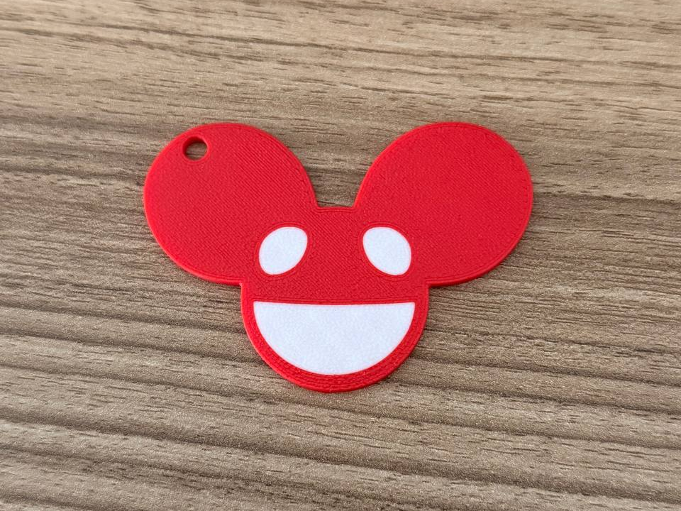 Deadmau5 logo keychain