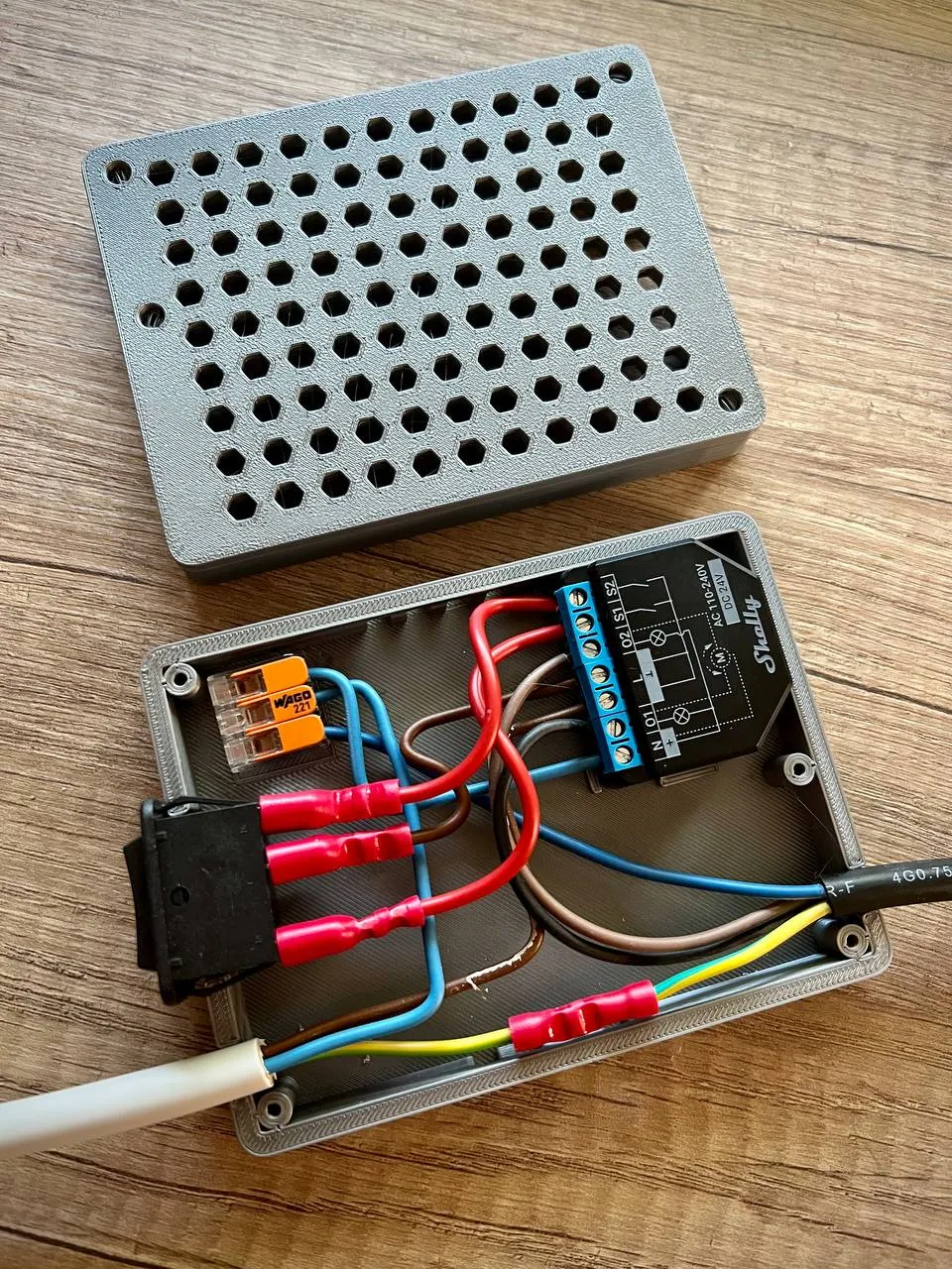 Control box for Shelly (roller shutters, awnings) - Free 3D Print Model ...