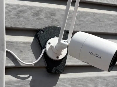 4.5in Dutch Lap Siding Camera Mount - RLC-810WA