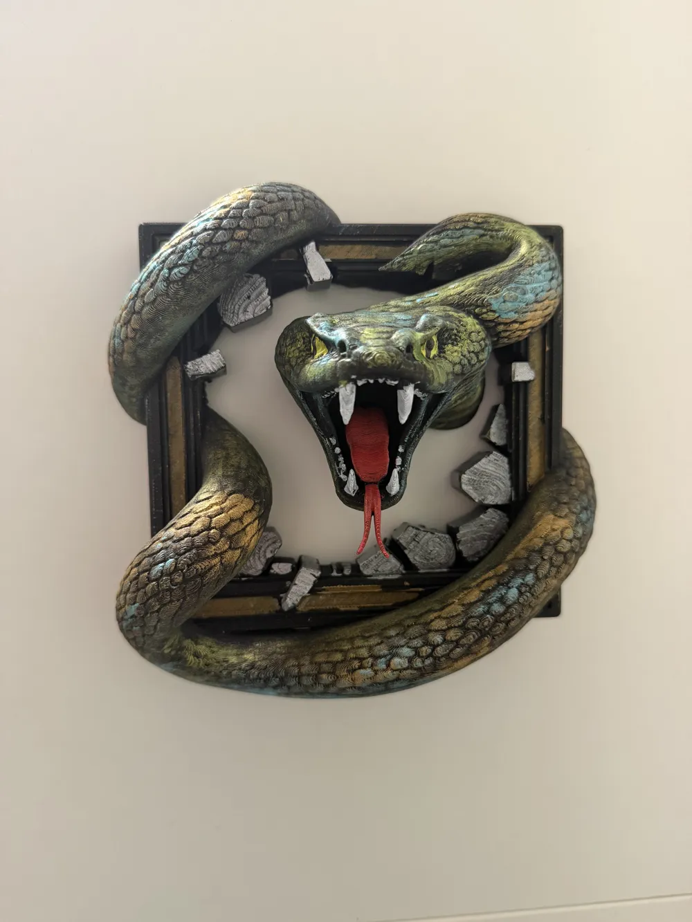 Creator Making Snakes SNAKE in a Frame - Free 3D Print Model - MakerWorld
