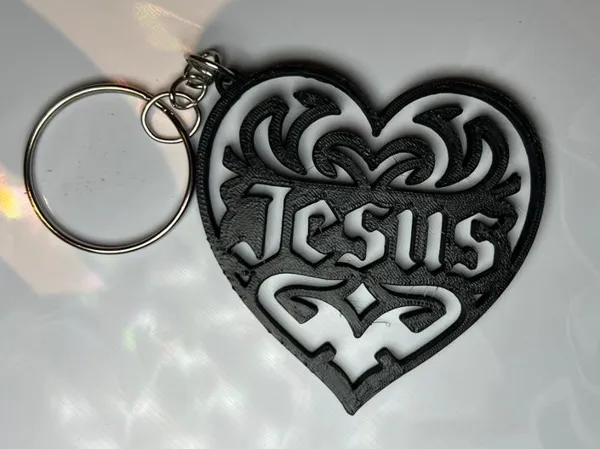 Porte-clés cœur filigrane Jésus
