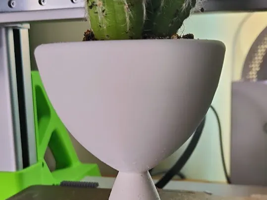 Plant pot