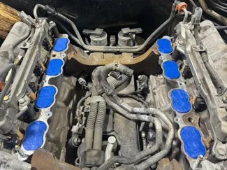 Toyota 3UR Intake Cover