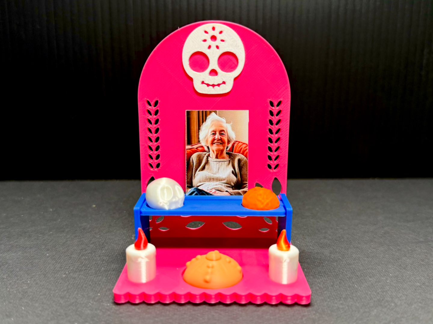 Mini Altar de Muertos - Mini Day of the Dead Altar - 1