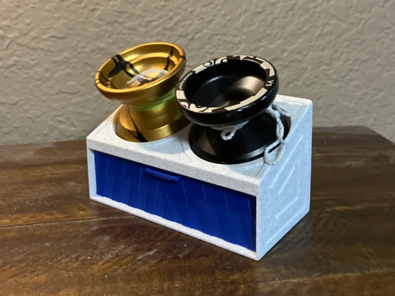 Yo-Yo stand with drawer