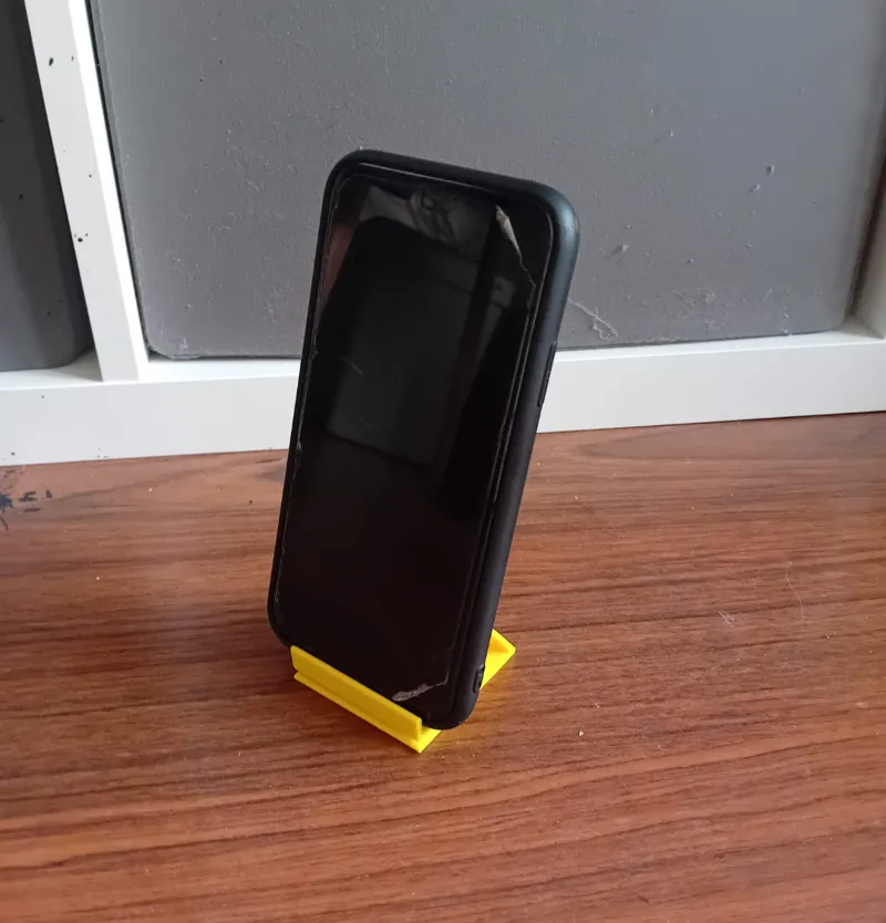 Minimalistic phone holder