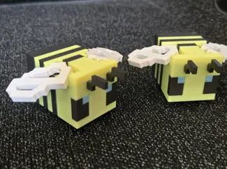 Minecraft bee remix of 2 other models.