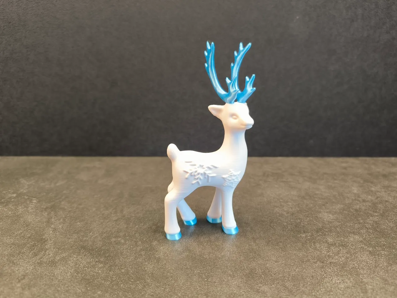 Snowflake Reindeer view 4