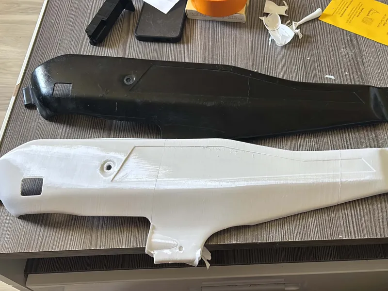 KTM HOBBY 3 Seitenverkleidung