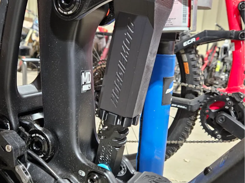 MTB Trunnion Shock Dummy for Bike Service