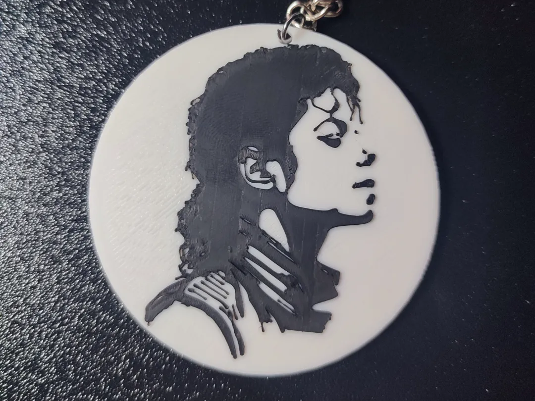 The King's Profile Keychain - Free 3D Print Model - MakerWorld