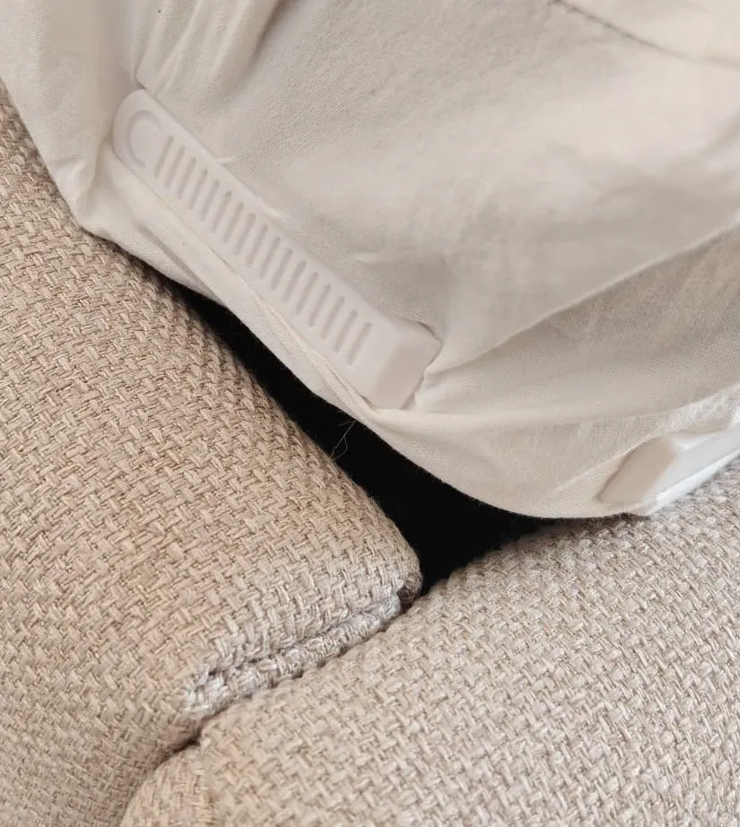 No-Slip Bed Sheet Lock view 3