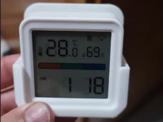 Tuya Temperature and Humidity Sensor Wall Mount with Display