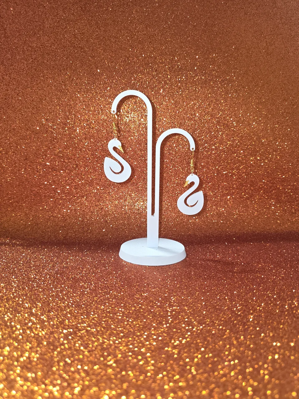 Minimal swan earrings view 3