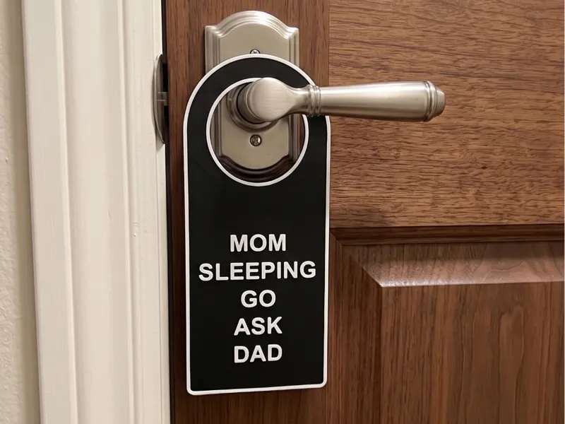 Customizable Door Hanger – Editable Text