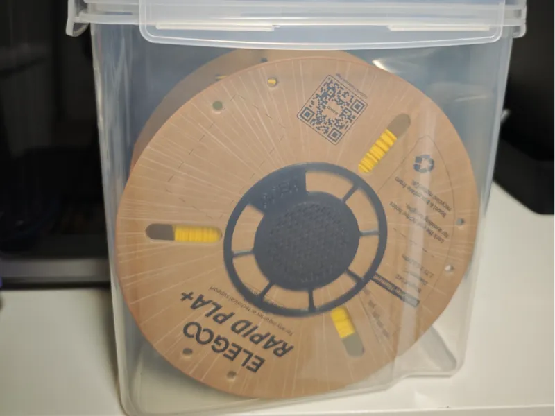 universal spool silica gel holder