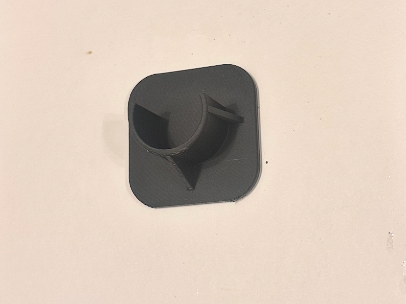 Ultra-Strong Parametric Rod Holder (No Screws)