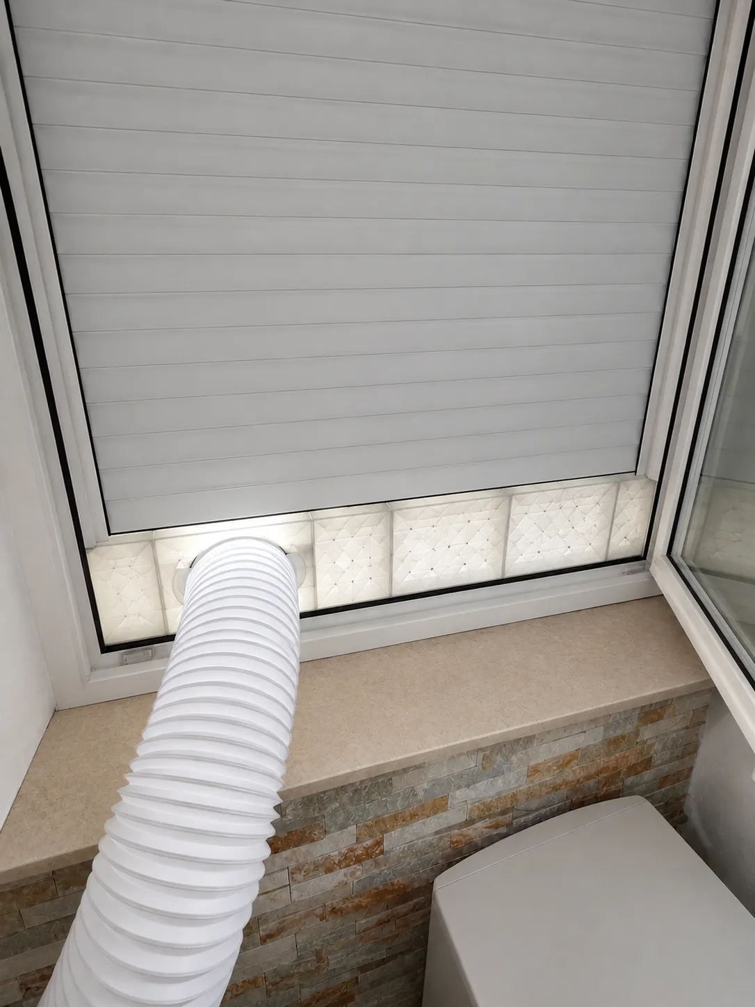 Klimaanlage Lüftungsauslass für Fenster view 2