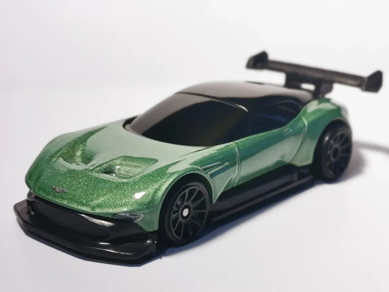 Aston Martin Vulcan 