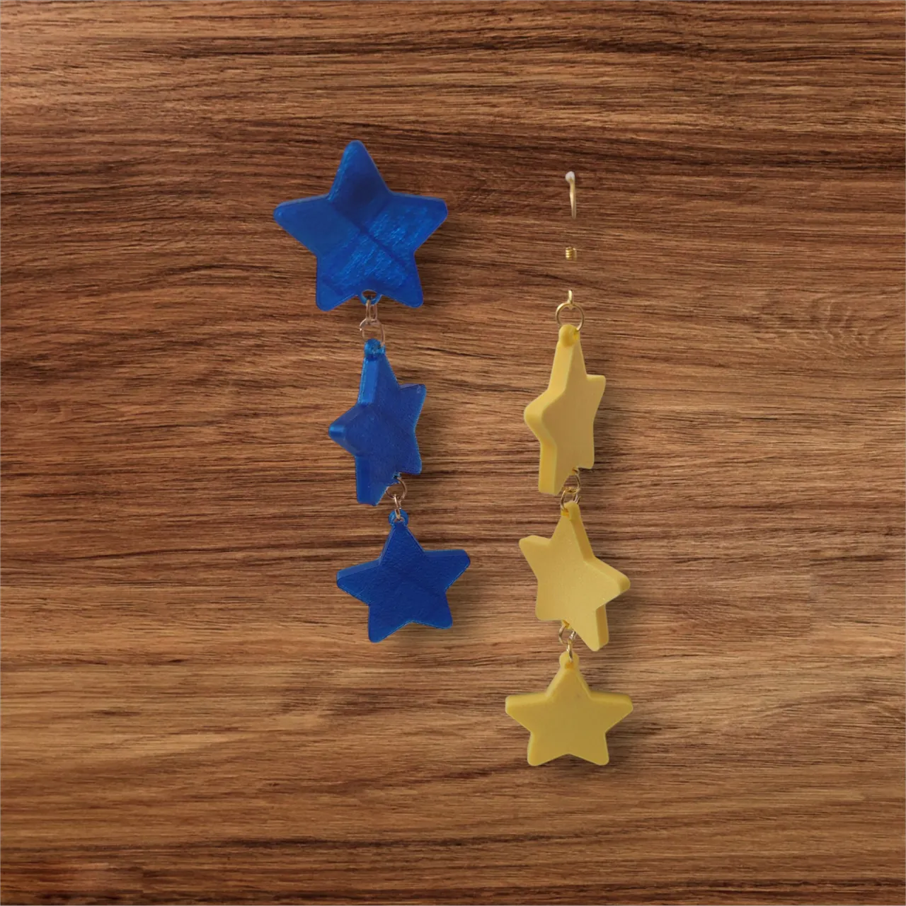 Star Earrings view 3