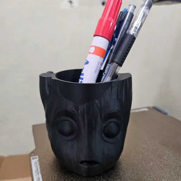 Pot à crayons tête de Groot