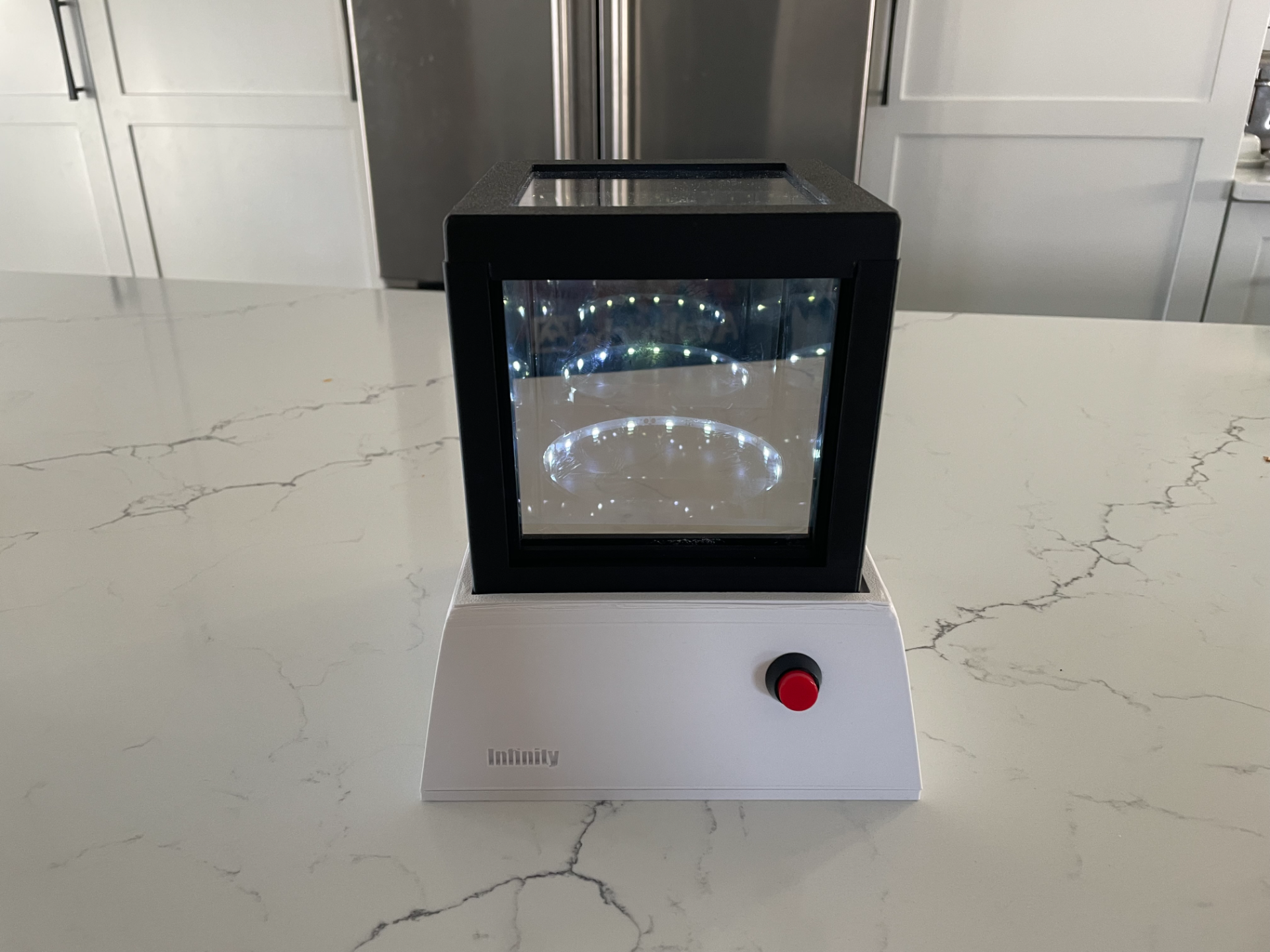 Infinity Mirror Cube