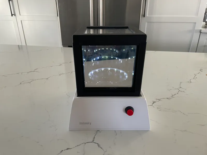 Infinity Mirror Cube