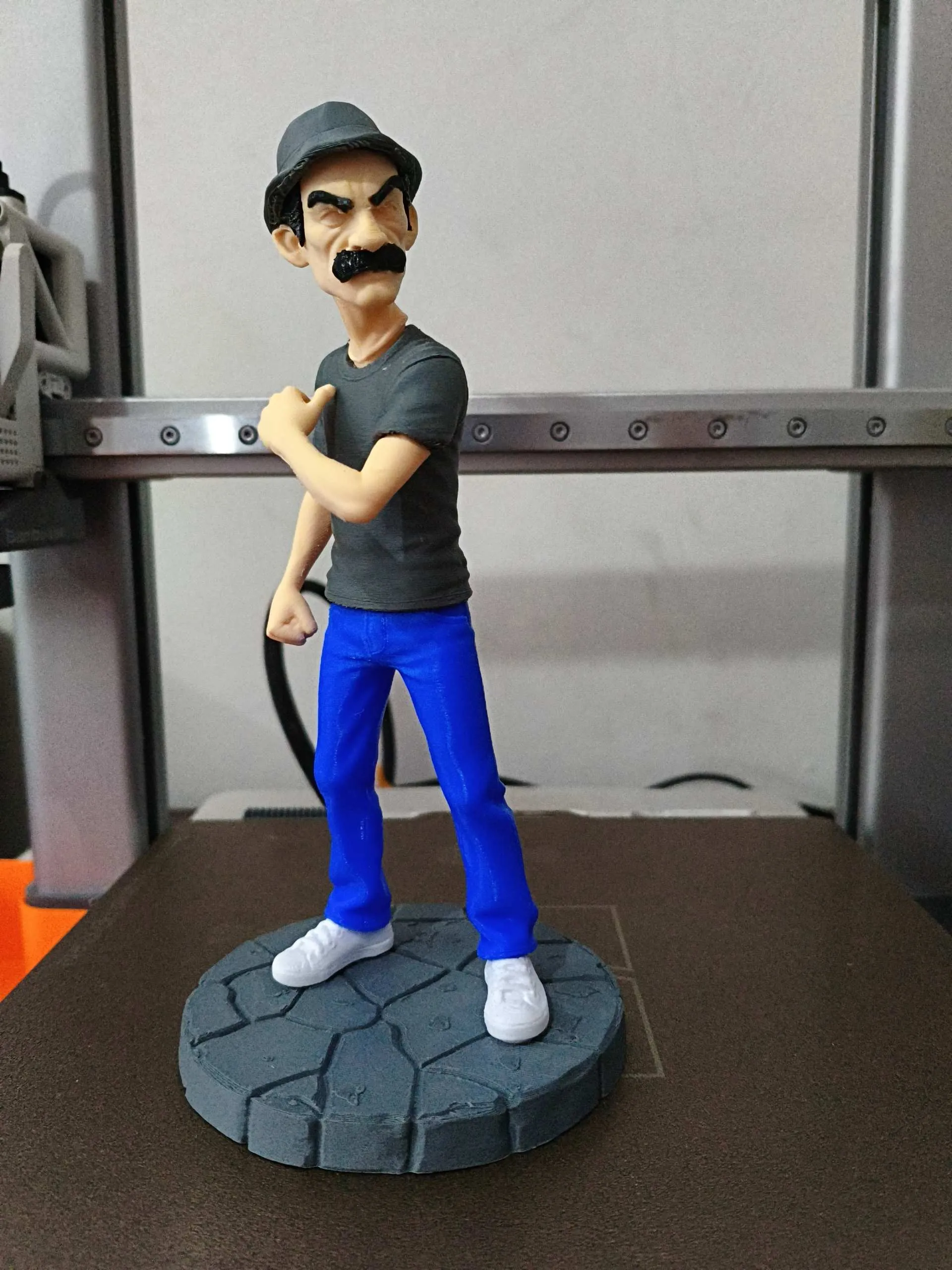 Don Ramón Figure 20 cm Multi-Part No AMS Required - 1
