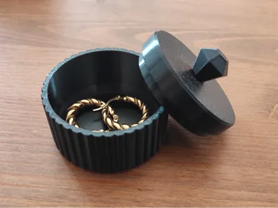 Cute little Jewelry Box with diamond knob
