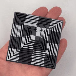 Objeto manipulable: Checkered Illusion Square Fidget (Checkered Flag) — vista de referencia 3