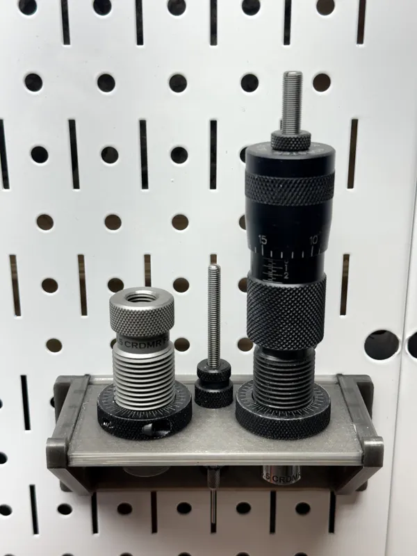 Reloading Die shelf for DDD Wall control