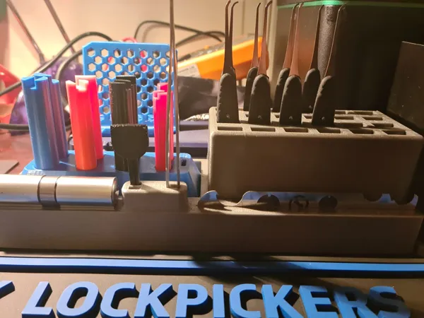https://makerworld.bblmw.com/makerworld/model/US652ca3f14febee/design/2023-10-28_iidpkzc327wb.jpg