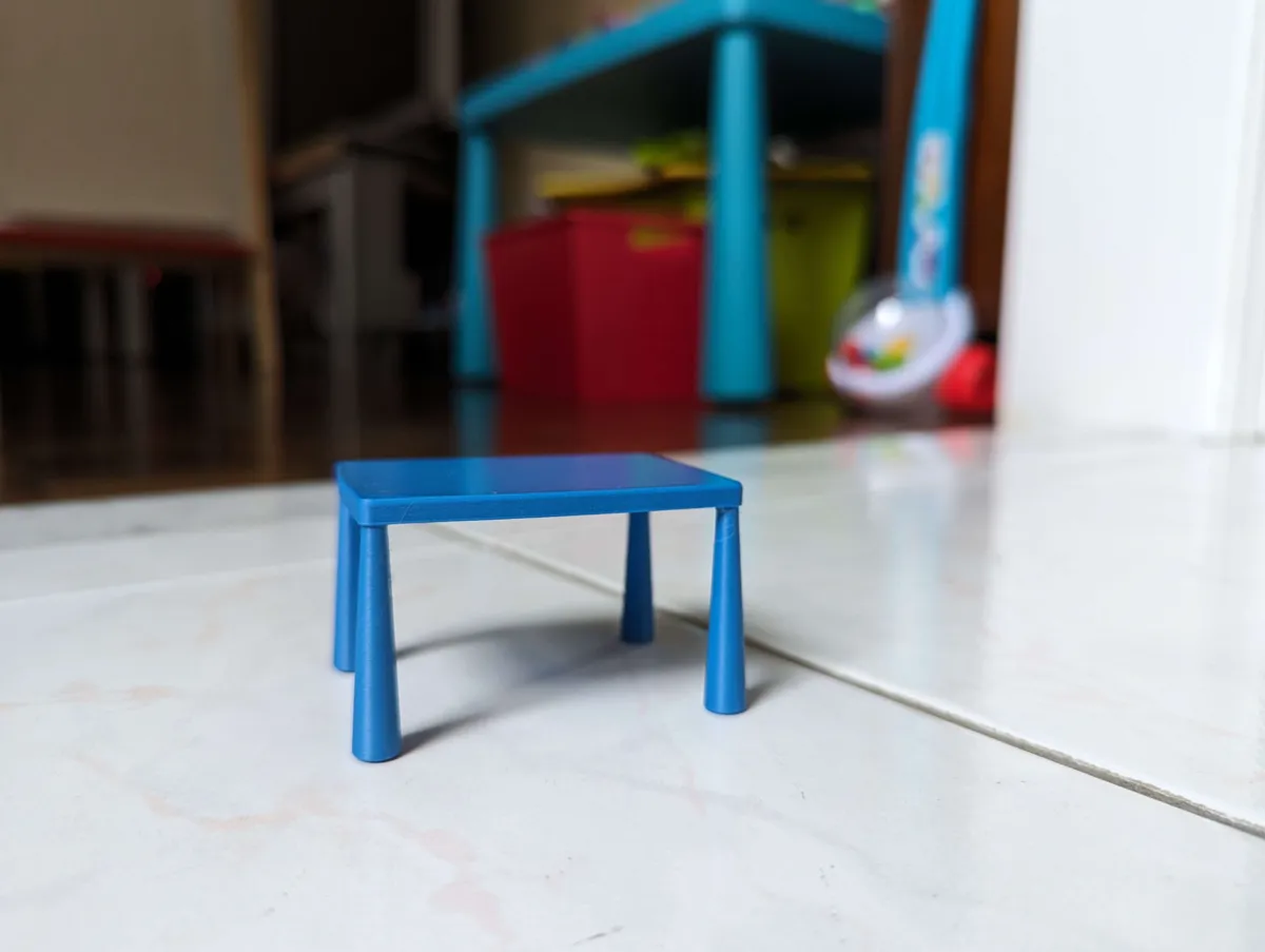 Mini table IKEA MAMMUT