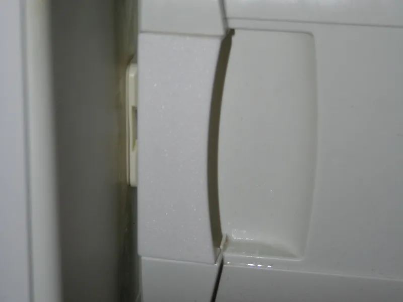Smeg Fridge - Freezer Handle and Hinge