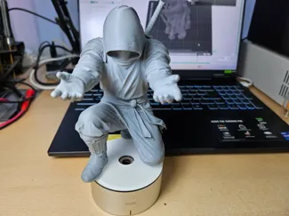 pen holder