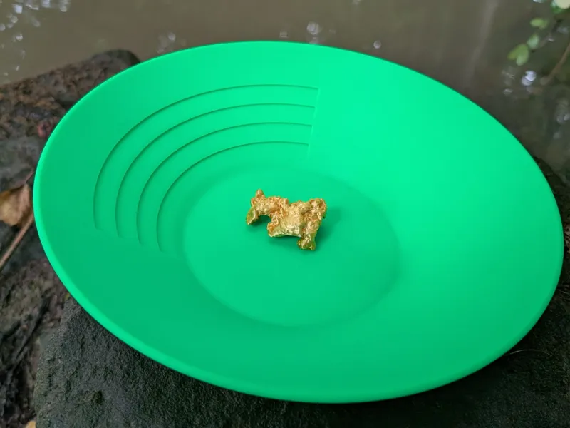 gold pan with 2-ounce nugget