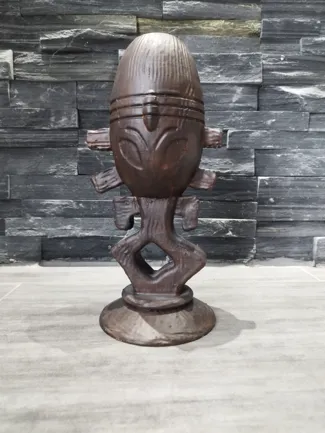 Horga'hn Statue Star Trek Risa