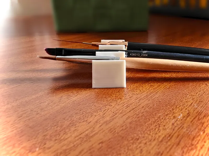 Brush holder
