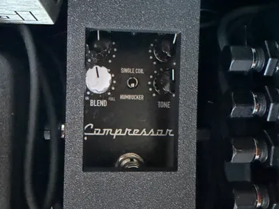 Guitar Pedal Riser