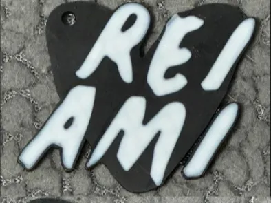 Rei Ami (Zoey) Signed Keychain