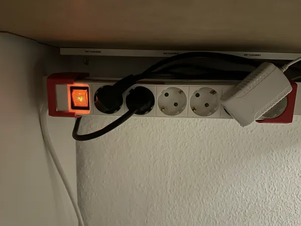 https://makerworld.bblmw.com/makerworld/model/US65546e1629acb3/design/2025-11-22_5da5315c7e22e.jpeg