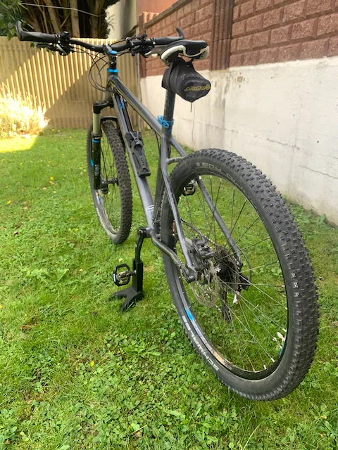 MTB Bike Stand for Cube Foldable & Portable view 2