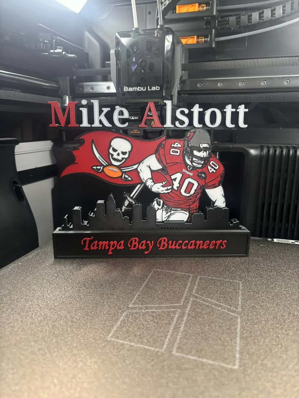 NFL - Tampa bay Buccaneers Mike Alstott display - Free 3D Print Model ...