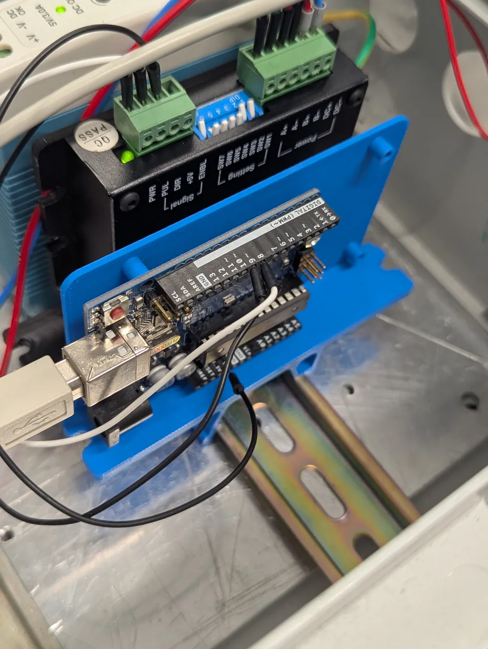 Arduino DIN Rail Mount - Fits UNO R3,R4,Mega,Giga - Free 3D Print Model ...