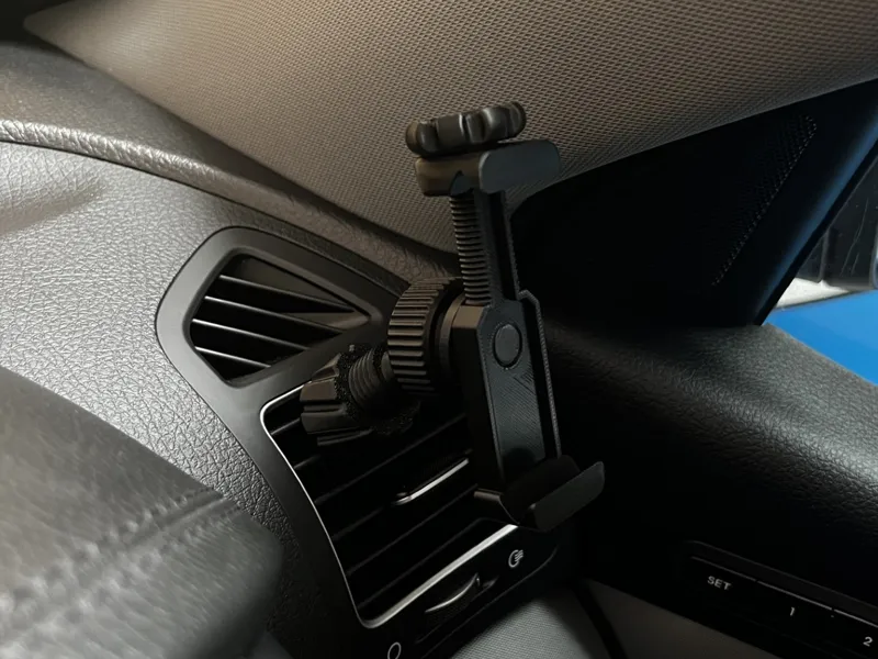 Secure phone mount for car air conditioning vent