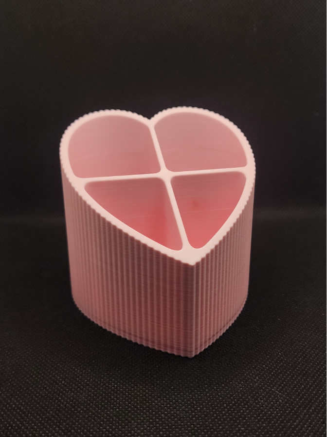 Organizador corazón 4 compartimentos — imagen 2 de impresión 3D