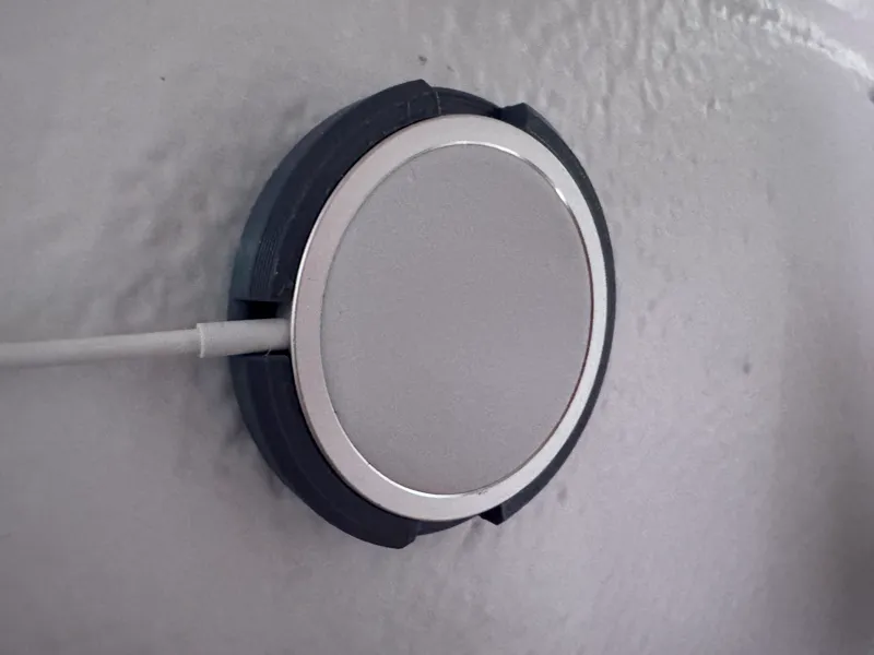Wall mount for iPhone MagSafe charging puck