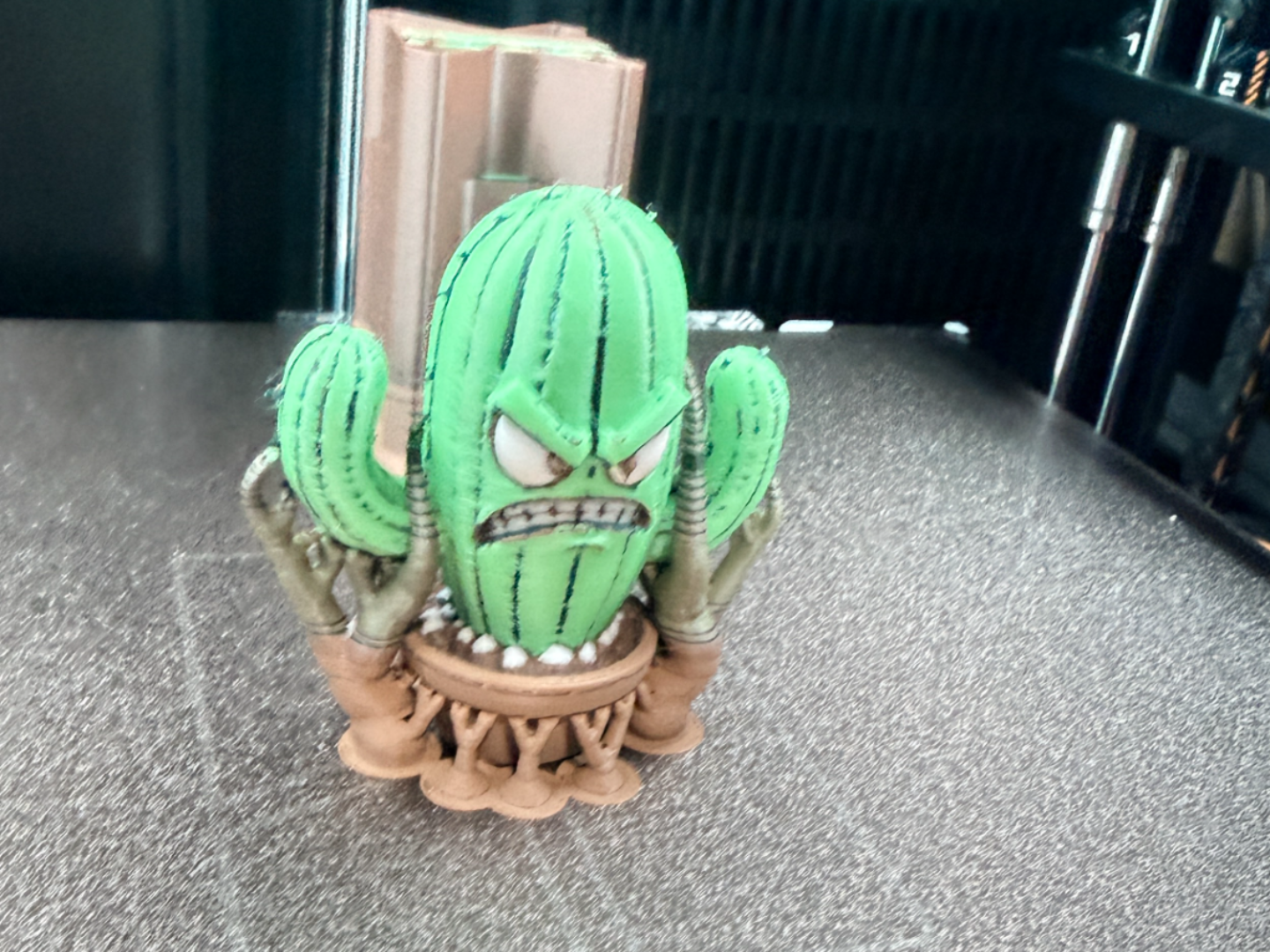 Miniatura 1 do modelo 3D Angry cactus 3D model