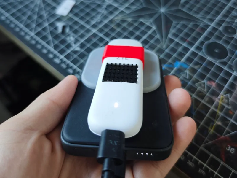 中兴F32Pro随身WIFI磁吸套件适配MagSafe磁吸充电宝