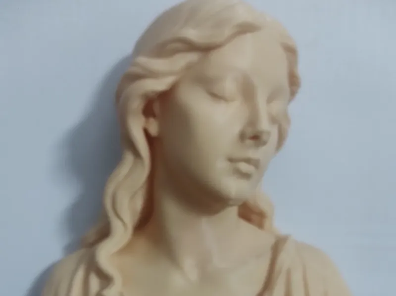 Elegant Lady Bust Statue